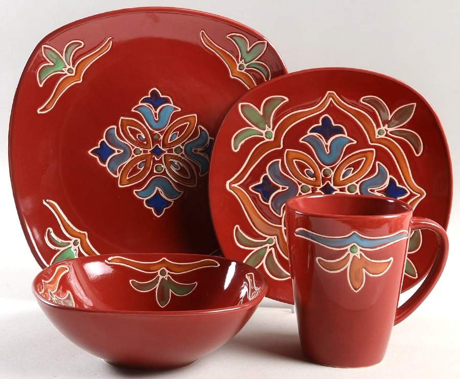 Medallion 4 Piece Place Setting by Better Homes and Gardens-1