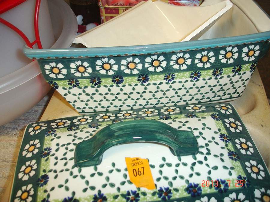 BOW59 Rectangular Baker & Lid by BOLESLAWIEC-1
