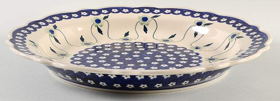 107 Large Round Scalloped Dish by BOLESLAWIEC-1