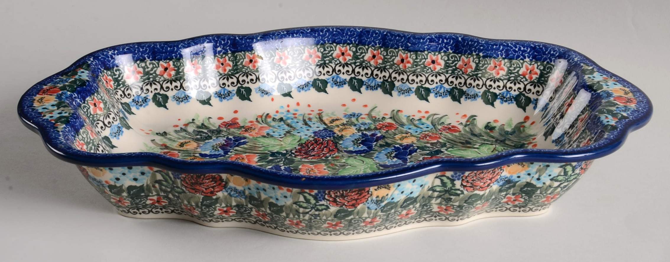 3882 16" Oval Serving Bowl by BOLESLAWIEC-1
