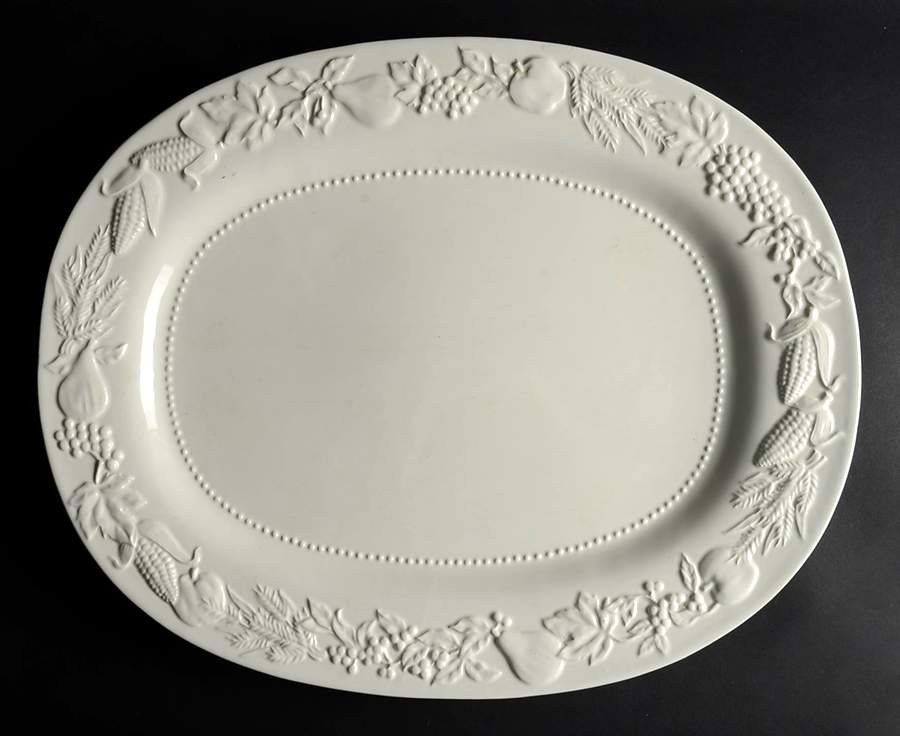 BHE1 20" Oval Serving Platter by Better Homes and Gardens-1
