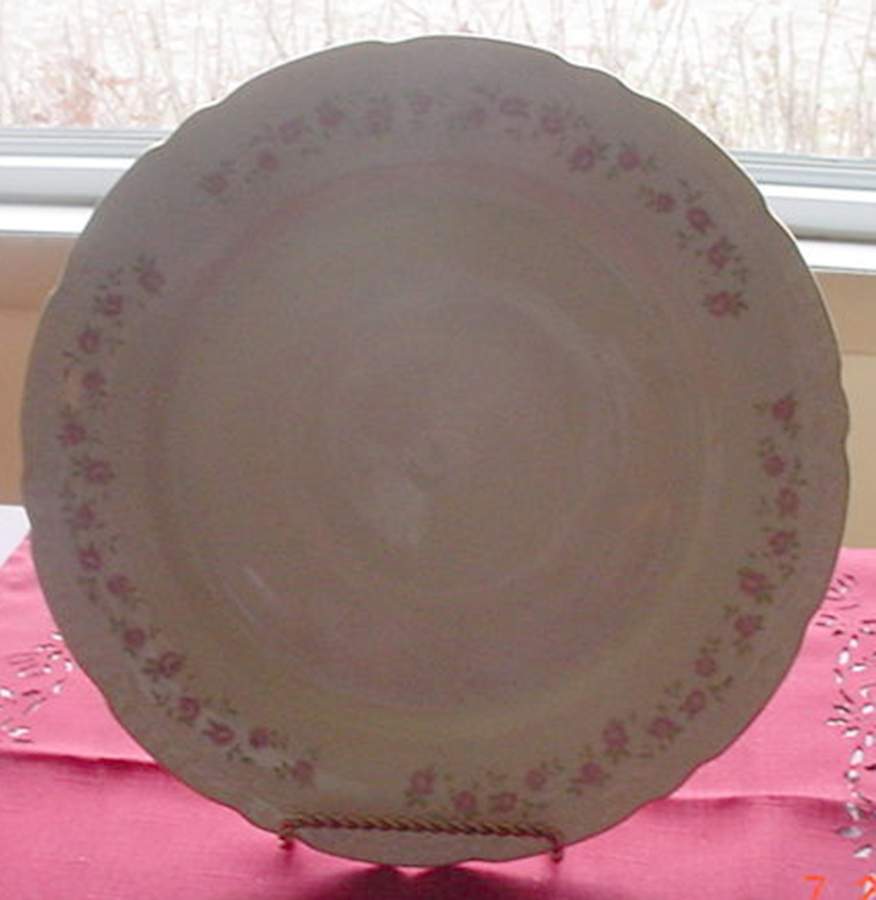 BOH319 Dinner Plate by Bohemia Ceramic Works-1