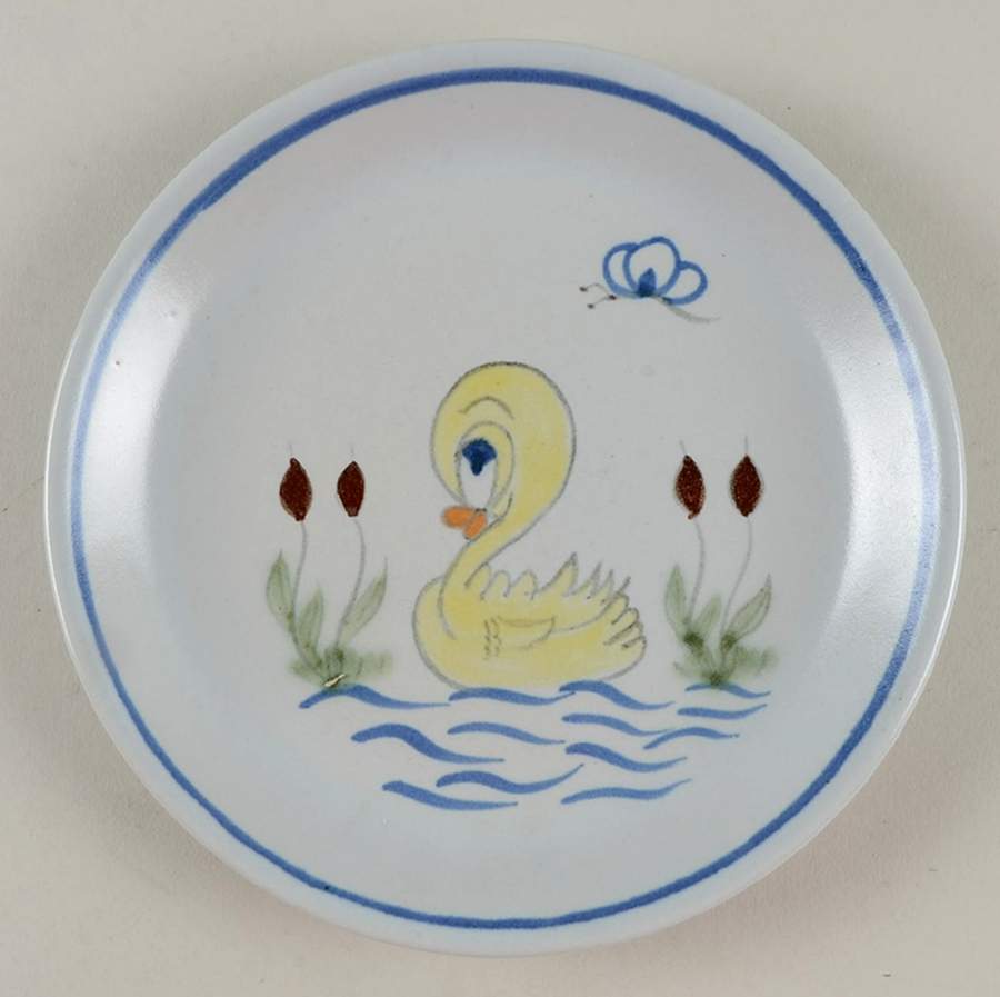 BUC3 Child's Plate by Buchan-1