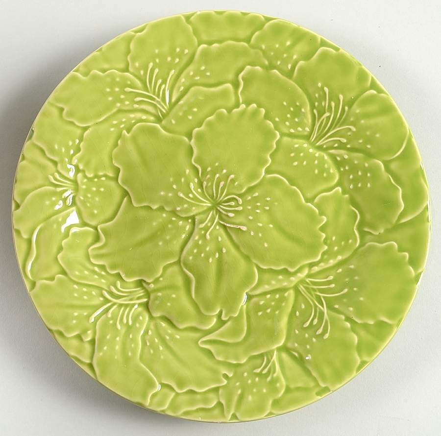 BPI73G Green Luncheon Plate by Bordallo Pinheiro-1