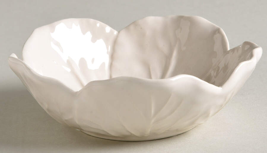 Cabbage Beige (Branco) Fruit/Dessert (Sauce) Bowl by Bordallo Pinheiro-1