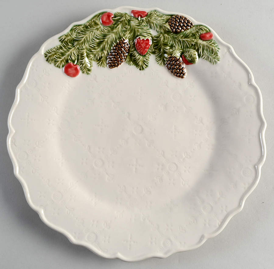 Christmas Garland Dinner Plate by Bordallo Pinheiro-1
