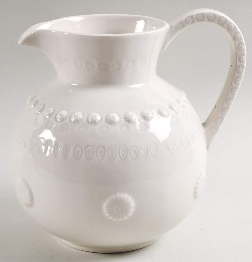 Fantasia (Fantasy) Sandy Grey 52 Oz Pitcher by Bordallo Pinheiro-1