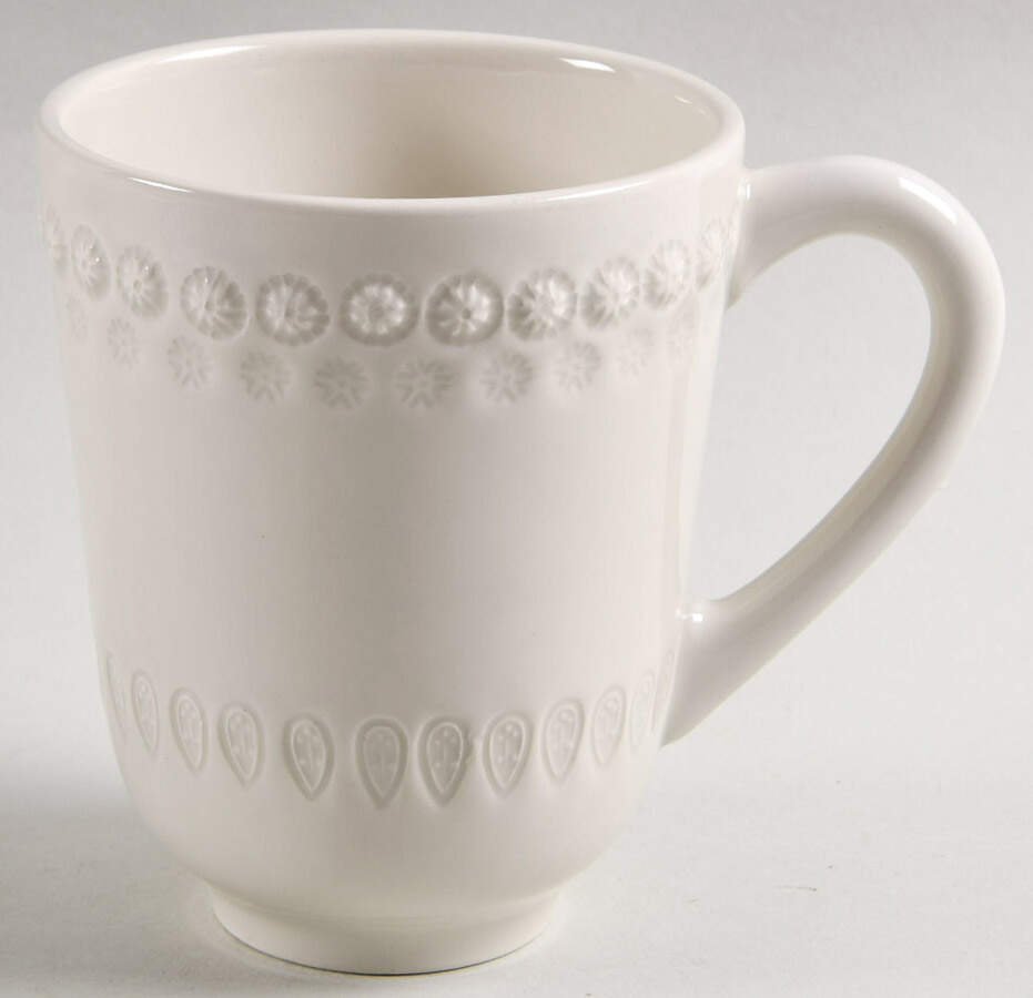 Fantasia (Fantasy) Sandy Grey Mug by Bordallo Pinheiro-1