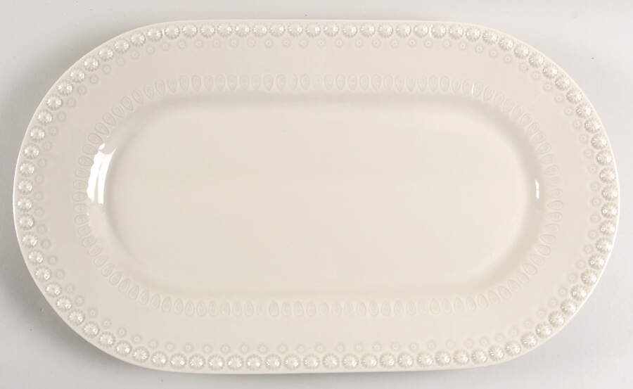 Fantasia (Fantasy) Sandy Grey 17" Oval Serving Platter by Bordallo Pinheiro-1
