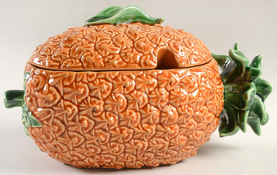 Pineapple Tureen &  Lid by Bordallo Pinheiro-1