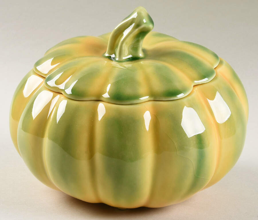 Pumpkin Tureen & Lid by Bordallo Pinheiro-1