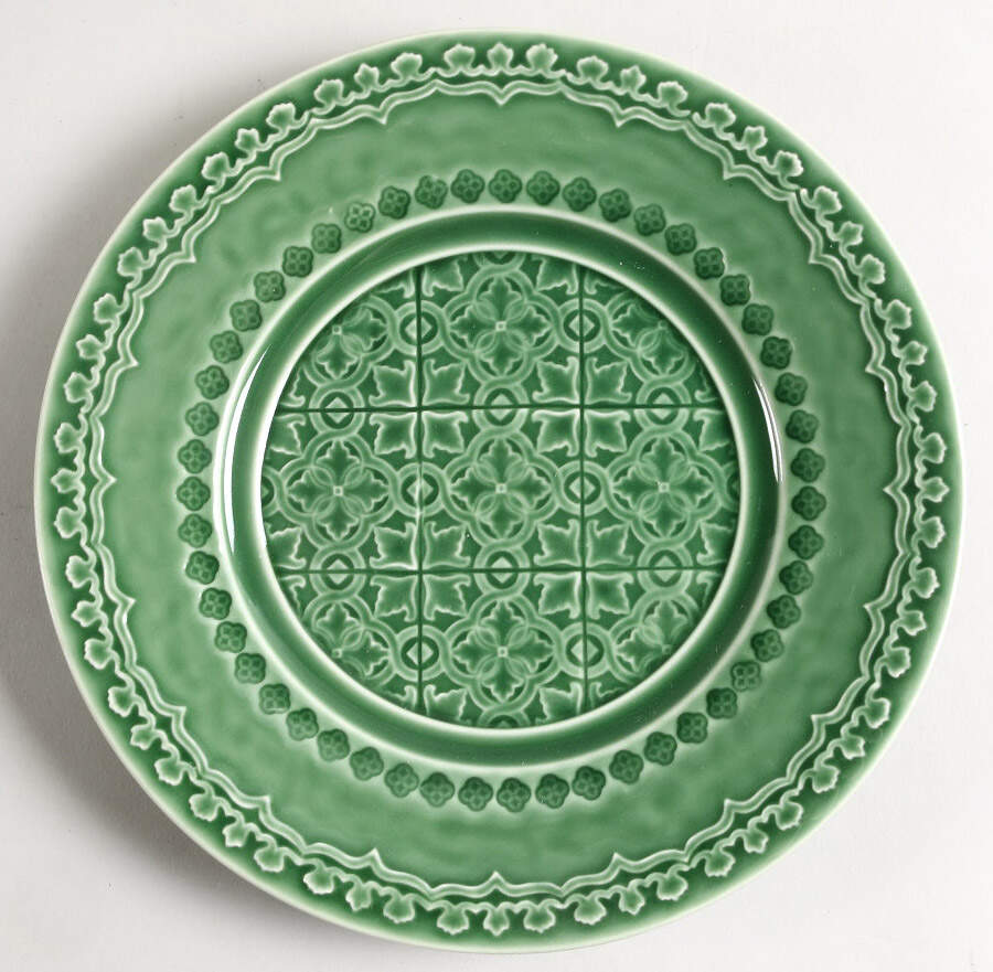Rua Nova Green Salad/Dessert Plate by Bordallo Pinheiro-1