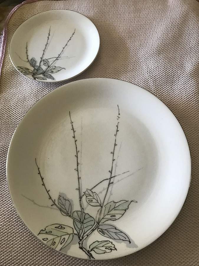 Mariposa Dinner Plate by Bellaire-1