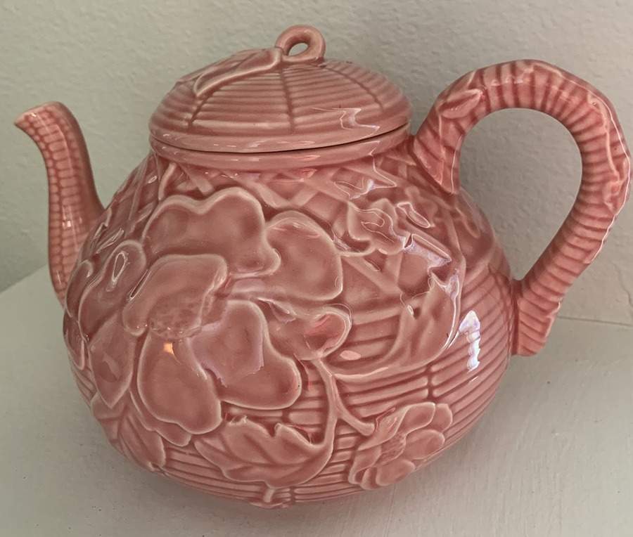 Printemps Teapot & Lid by Bordallo Pinheiro-1