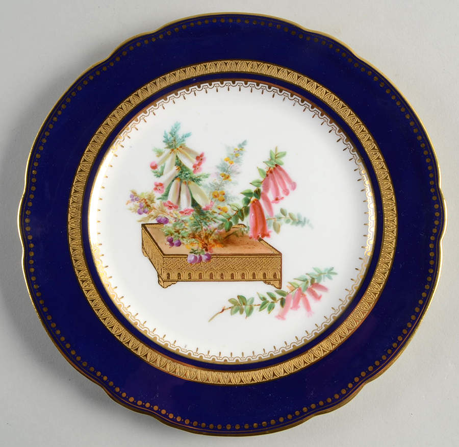 1335 Luncheon Plate by Brownfield-1