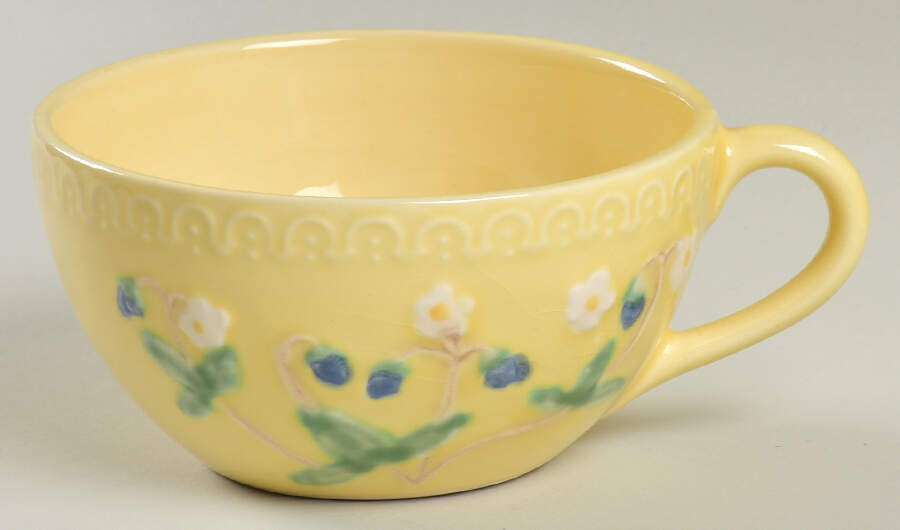 Blackberries Snack Cup by Bordallo Pinheiro-1