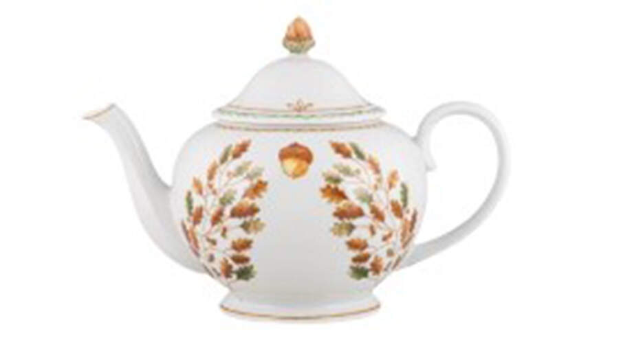 Gudrun Teapot & Lid by Bordallo Pinheiro-1
