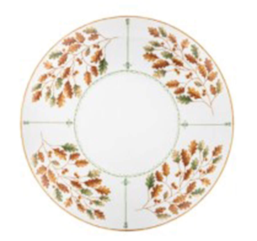 Gudrun Dinner Plate by Bordallo Pinheiro-1