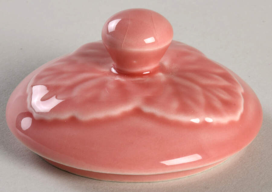 Geranium Pink Lid for Sugar Bowl by Bordallo Pinheiro-1