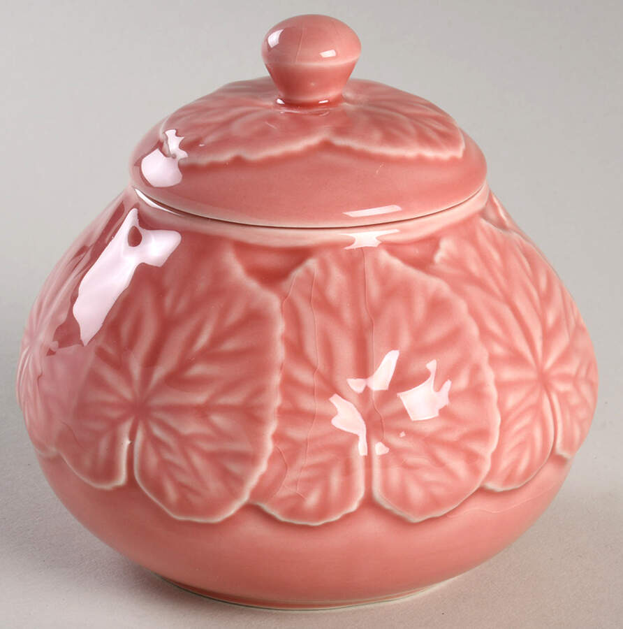 Geranium Pink Sugar Bowl & Lid by Bordallo Pinheiro-1