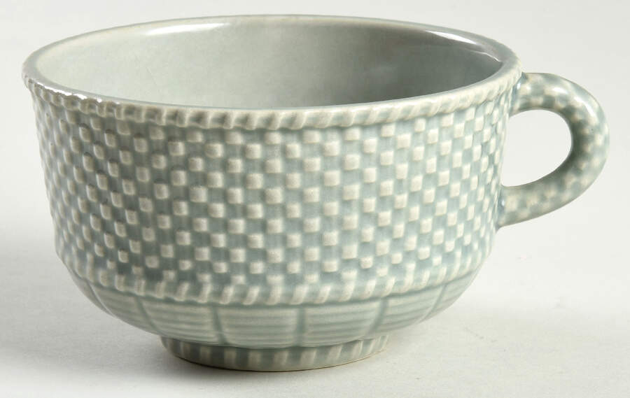 Basketweave Gray Oversized Cup by Bordallo Pinheiro-1