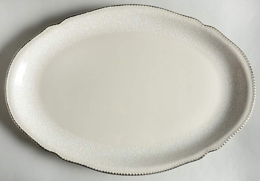 Filigree 16" Oval Serving Platter by Castleton (USA)-1