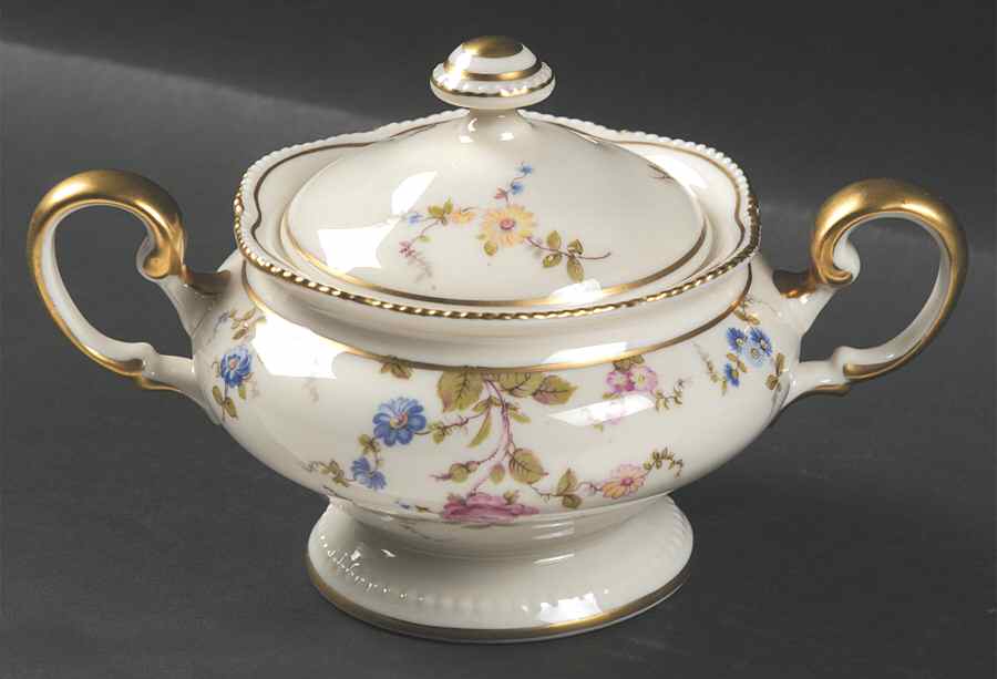 Sunnyvale Sugar Bowl & Lid by Castleton (USA)-1
