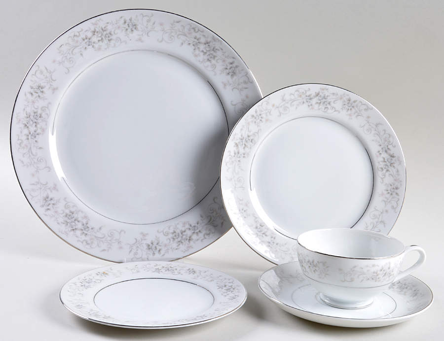 Carrousel 5 Piece Place Setting by Camelot-1