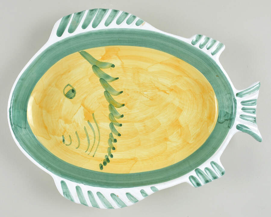 Frutta 15" Fish Shaped Platter by Caleca-1