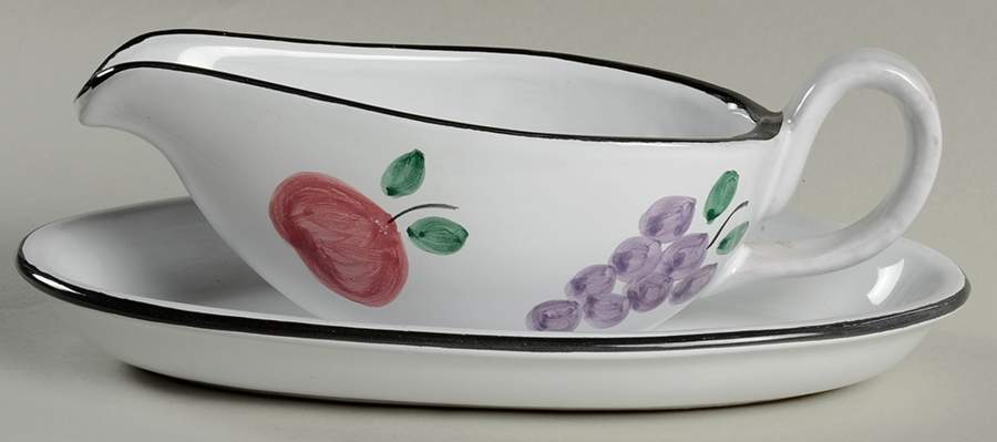 Orchard Gravy Boat & Underplate by Caleca-1