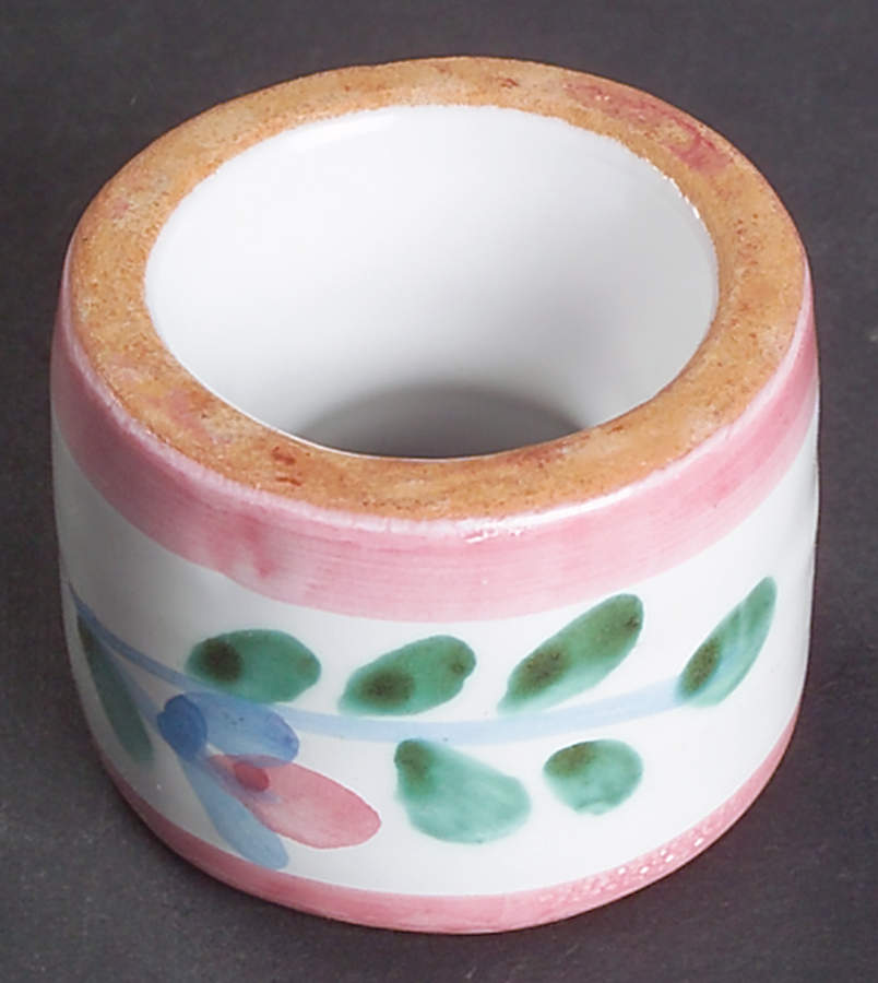 Pink Garland Napkin Ring by Caleca-1