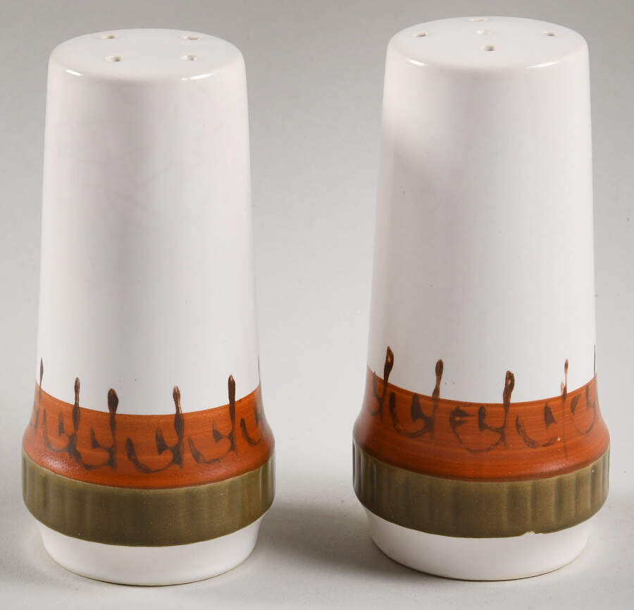 Galaxy Salt & Pepper Set by Casual Ceram-1