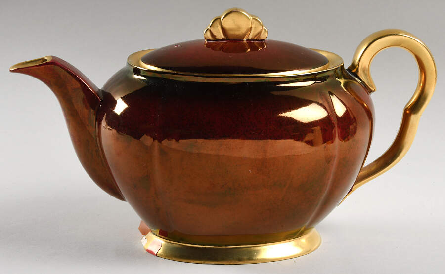 Rouge Royale Teapot & Lid by Carlton Ware (England)-1