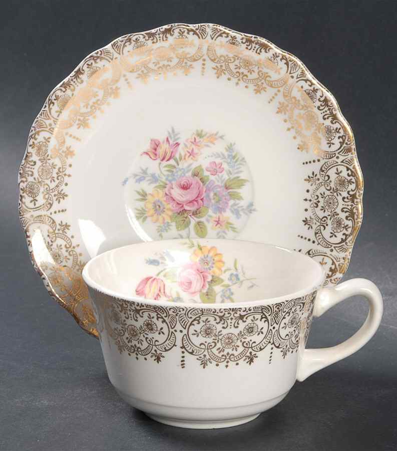 Golden Fragrance Flat Cup & Saucer Set by Canonsburg-1