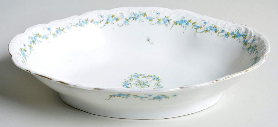 3248 (Scalloped) 9" Oval Vegetable Bowl by Carlsbad-1