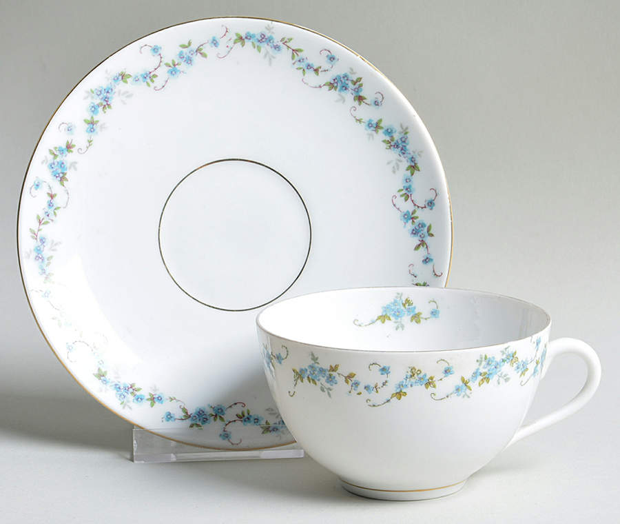 3248 (Scalloped) Flat Cup & Saucer Set by Carlsbad-1