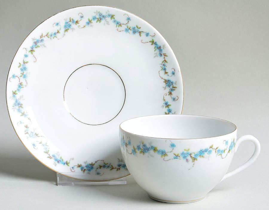 3248 (Scalloped) Flat Cup & Saucer Set by Carlsbad-1