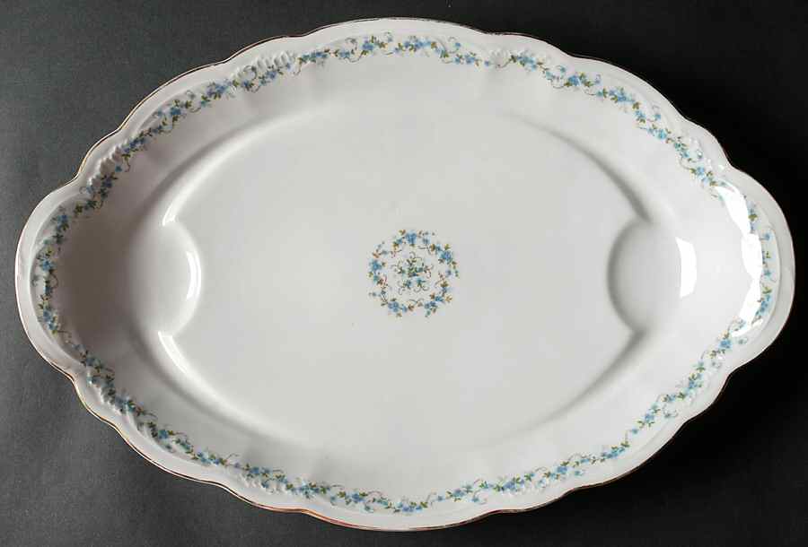 3248 (Scalloped) 17" Oval Serving Platter by Carlsbad-1
