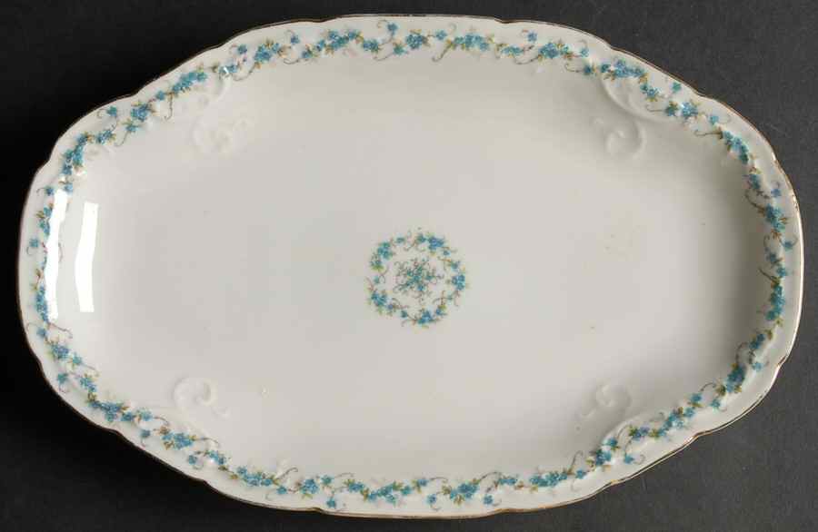 3248 (Scalloped) 12" Oval Serving Platter by Carlsbad-1