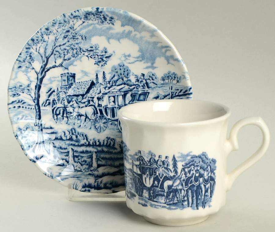 CCA1 Flat Cup & Saucer Set by Crown Clarence-1