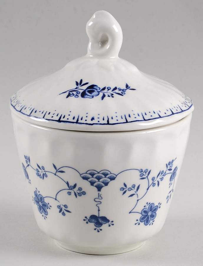 Finlandia (Swirl Rim, England) Sugar Bowl & Lid by Churchill-1
