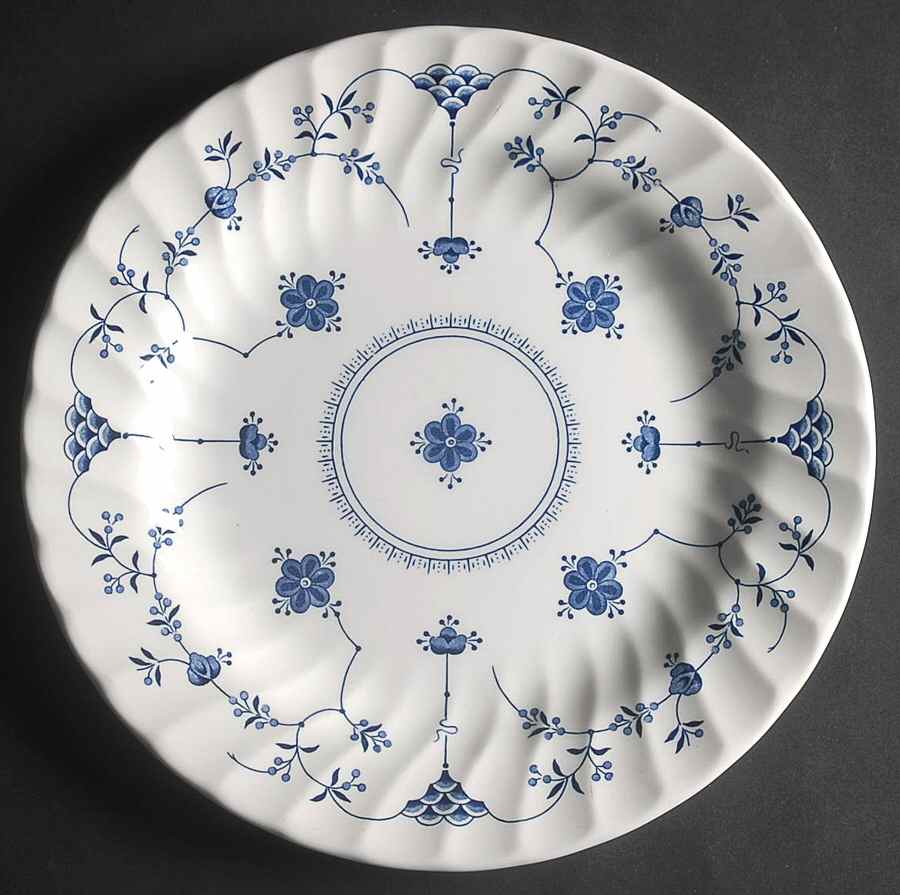 Finlandia (Swirl Rim, England) Dinner Plate by Churchill-1