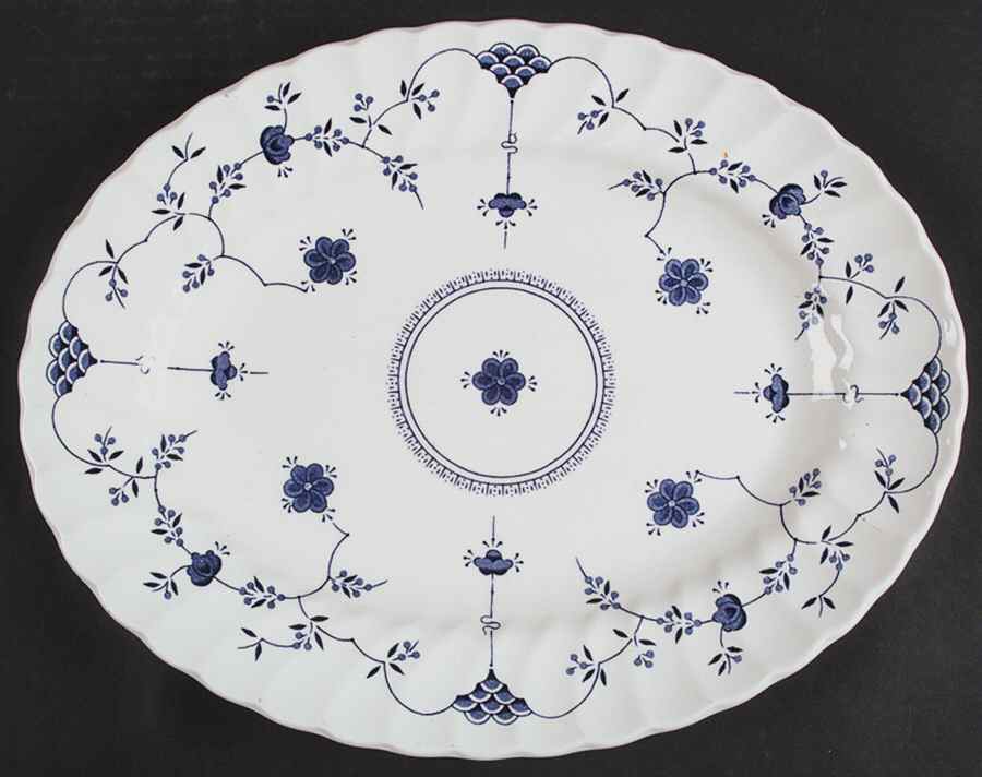 Finlandia (Swirl Rim, England) 14" Oval Serving Platter by Churchill-1