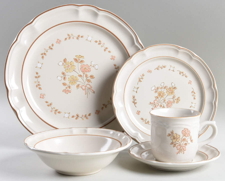 Burnet 5 Piece Place Setting by Cordella-1