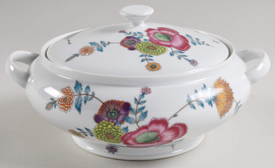 Anemones Round Covered Vegetable by Ceralene-1