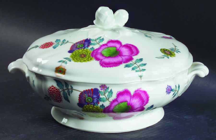 Anemones Round Covered Vegetable by Ceralene-1