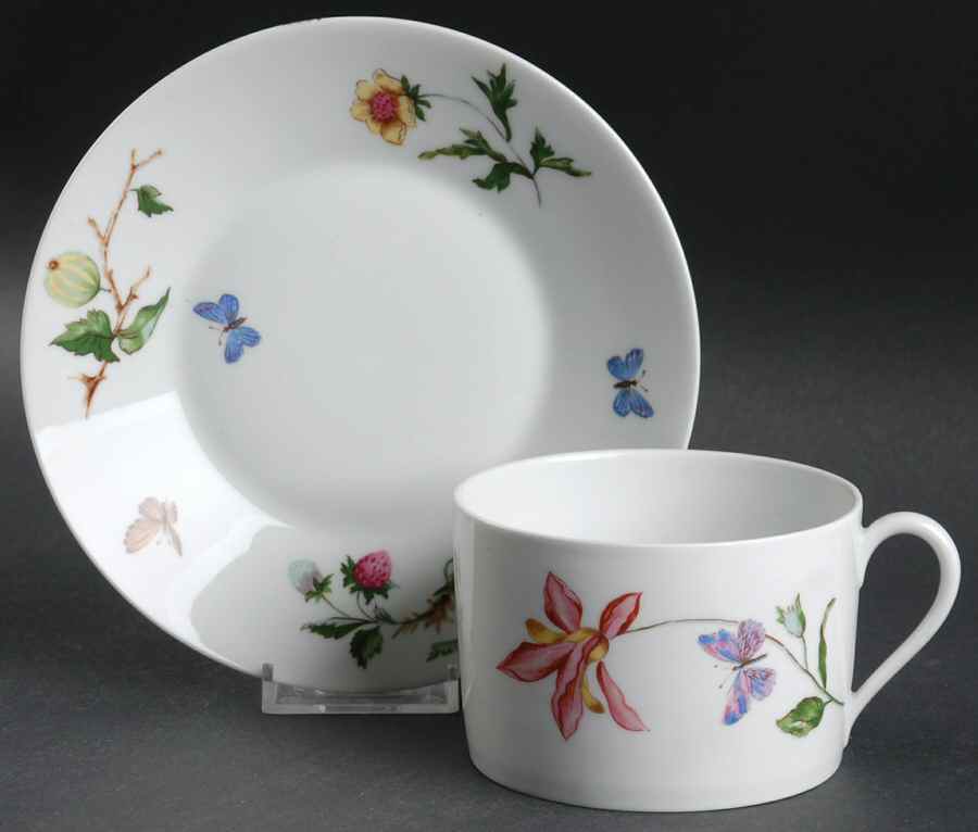 Mon Jardin Oversized Cup & Saucer Set by Ceralene-1