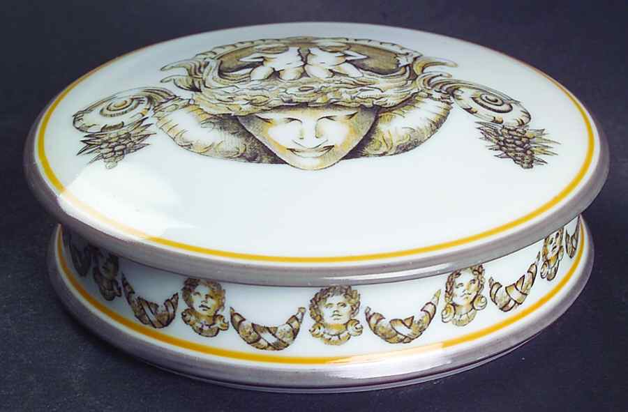 Opera Round Box & Lid by Ceralene-1
