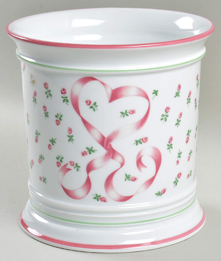 Romantique Pink Large Cachepot by Ceralene-1