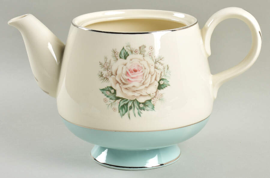 Baroness Teapot No Lid by Century Service-1